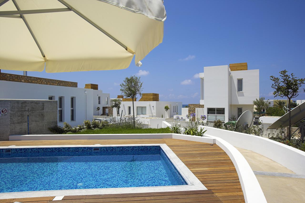 Paradise Cove Luxurious Beach Villas Paphos Exterior foto